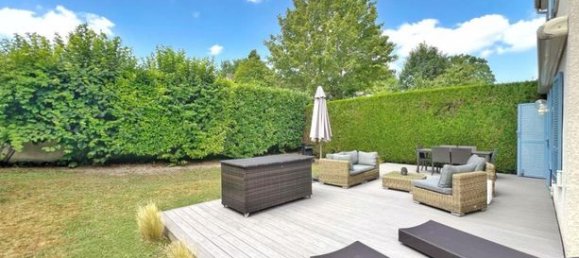 4 bedrooms House in Val-d'Oise, France No. 307627 19