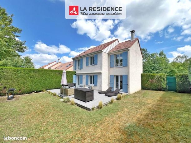 4 bedrooms House in Val-d'Oise, France No. 307627