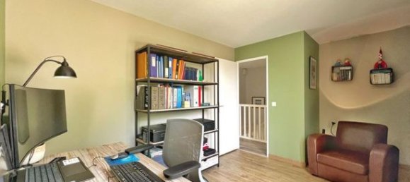 4 bedrooms House in Val-d'Oise, France No. 307627 15