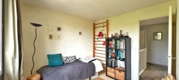 4 bedrooms House in Val-d'Oise, France No. 307627 17