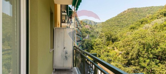 Apartamento de 2 dormitorios en Genoa, Italy No. 295495 4