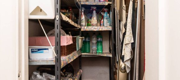 Apartamento de 2 dormitorios en Genoa, Italy No. 295495 28