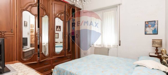 Apartamento de 2 dormitorios en Genoa, Italy No. 295495 20