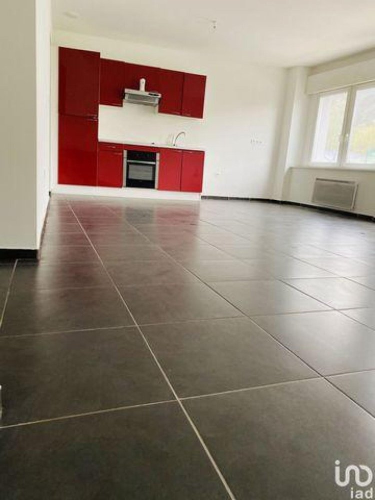 Кондоминиум  с 2 спальнями в Вильрюпт, Франция № 16484