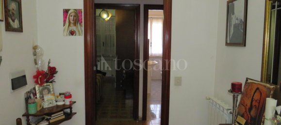 5 rooms Apartment in Nepi, Italy No. 331984 7