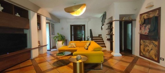 5 غرف نوم فيلا في Albano Laziale, Italy رقم 273970 5