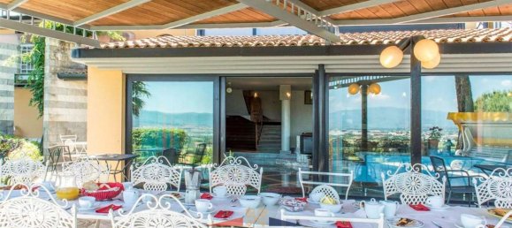 8 bedrooms Villa in Arezzo, Italy No. 459 10