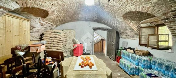 10-Zimmer Haus in Castellamonte, Italy, Nr. 24363 46