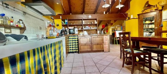 10-Zimmer Haus in Castellamonte, Italy, Nr. 24363 30