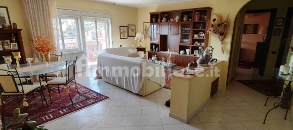 2 Schlafzimmer Wohnung in Enna, Italy, Nr. 351584 3