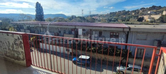 2 Schlafzimmer Wohnung in Enna, Italy, Nr. 351584 7