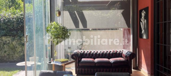 2 bedrooms Villa in Rome, Italy No. 260144 5