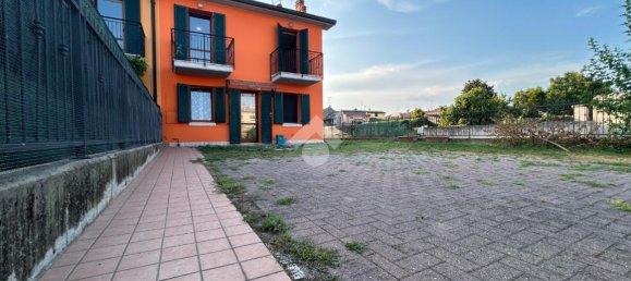 4 rooms House in Mozzecane, Italy No. 111770 18