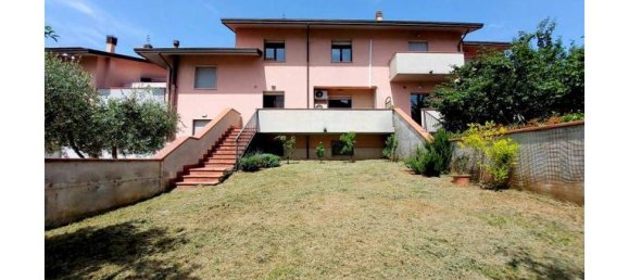 4 bedrooms House in Passignano sul Trasimeno, Italy No. 253255 8