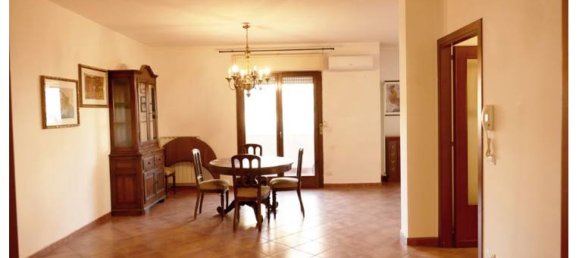 4 bedrooms House in Passignano sul Trasimeno, Italy No. 253255 3