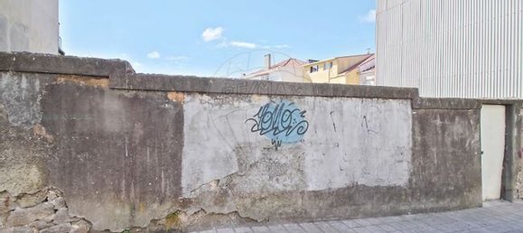 9 bedrooms Building in Porto, Portugal No. 136507 9