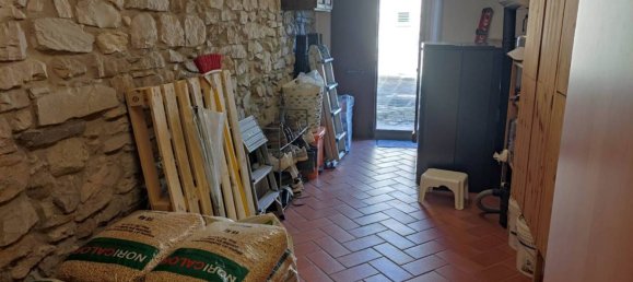 Casa de 2 dormitorios en Serravalle Pistoiese, Italy No. 192387 35