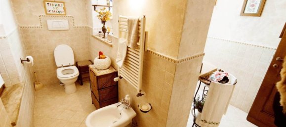 Casa de 2 dormitorios en Serravalle Pistoiese, Italy No. 192387 22