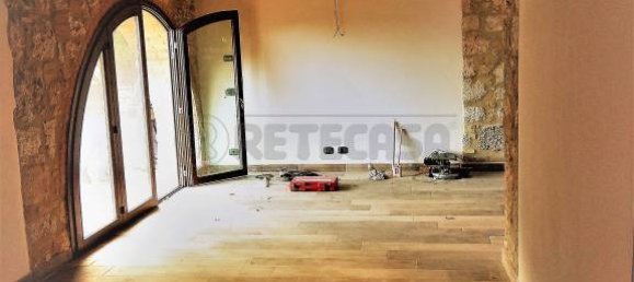 2 Schlafzimmer Haus in Monteriggioni, Italy, Nr. 327024 3