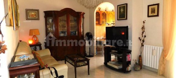 2 Schlafzimmer Wohnung in Rome, Italy, Nr. 291326 2