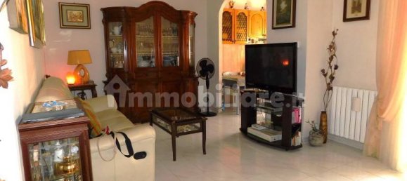 2 Schlafzimmer Wohnung in Rome, Italy, Nr. 291326 4