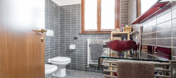 2غرفة شقة في Canegrate, Italy رقم 6003 9