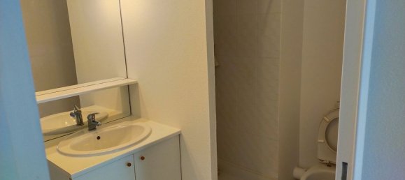 1 bedroom Apartment in Vannes, France No. 280957 3