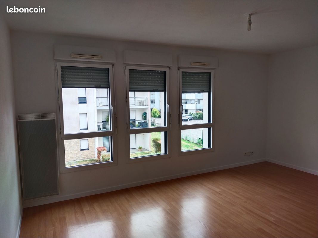 1 bedroom Apartment in Vannes, France No. 280957