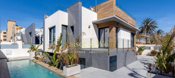 4 bedrooms Villa in Torrevieja, Spain No. 129301 2