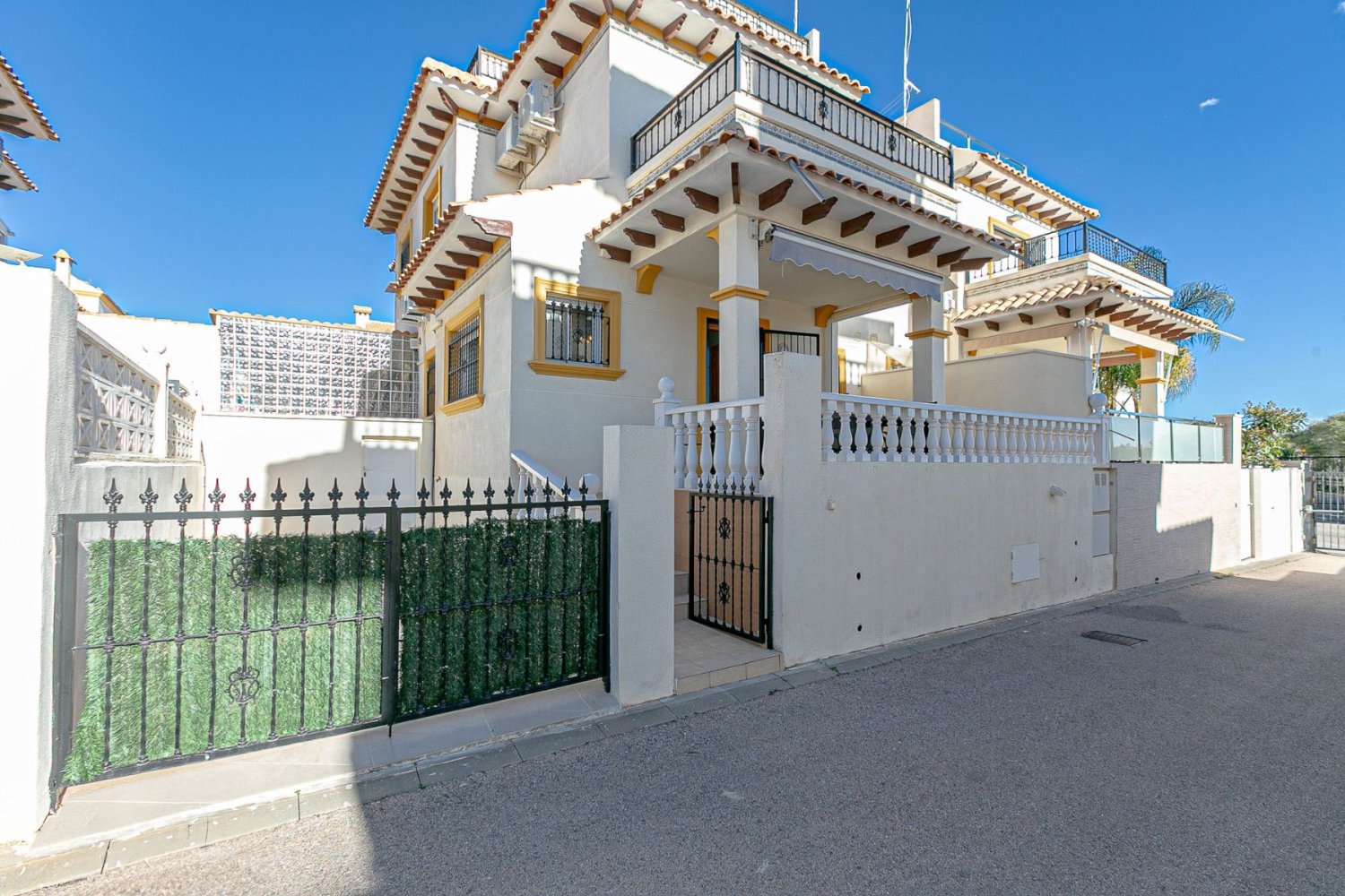 74m² appartement à vendre à Playa Flamenca II, Alicante, Valencian Community, Spain № 365929