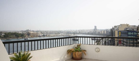 3 bedrooms Penthouse in Sliema, Malta No. 4328 2