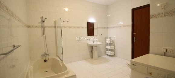 3 bedrooms Penthouse in Sliema, Malta No. 4328 15