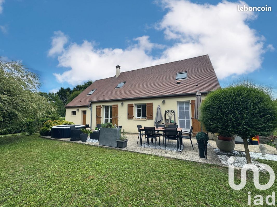 3 chambres Maison à Voulx, France No. 285723