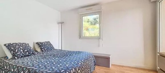 2-salle Appartement à Le Cannet, France No. 301194 7