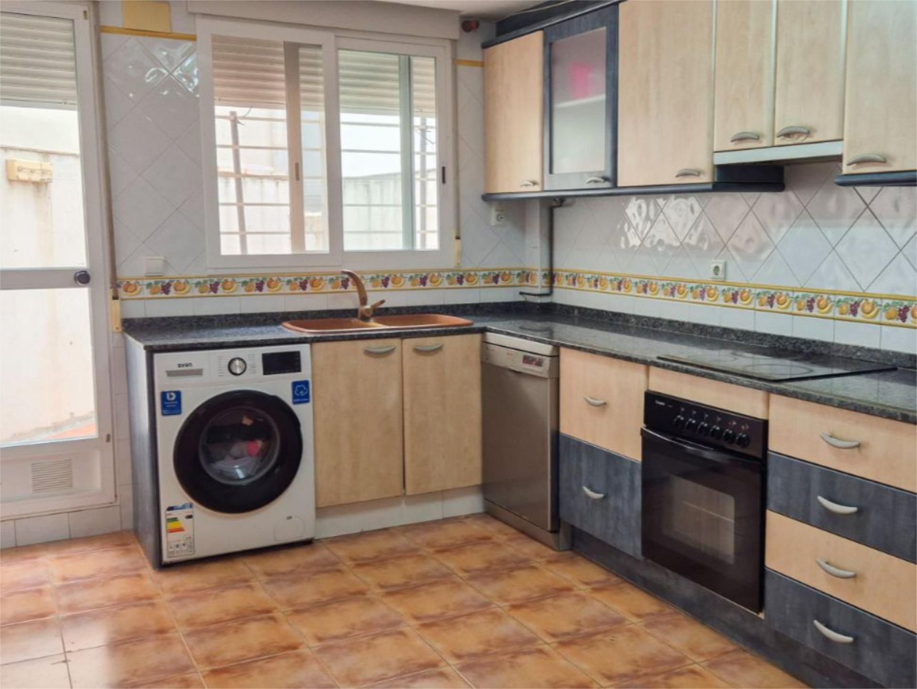 3 غرف نوم تاون هاوس في Onda, Spain رقم 165630