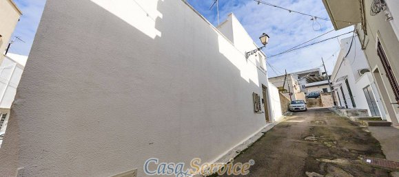 2 bedrooms House in Matino, Italy No. 93112 25