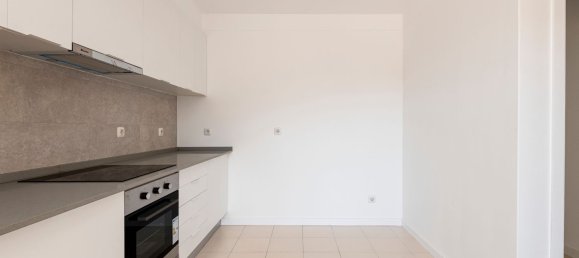 3 bedrooms House in Cascais, Portugal No. 179191 11