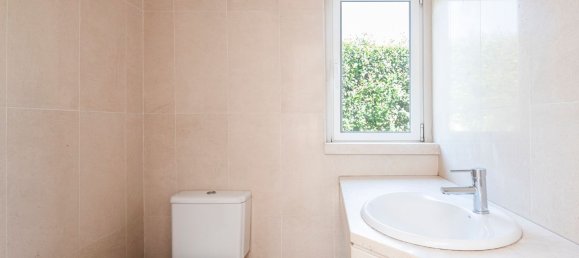 3 bedrooms House in Cascais, Portugal No. 179191 10