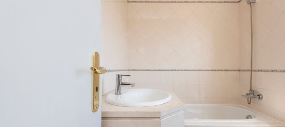 3 bedrooms House in Cascais, Portugal No. 179191 20