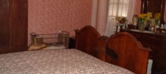 4 rooms House in Ziano Piacentino, Italy No. 148284 9