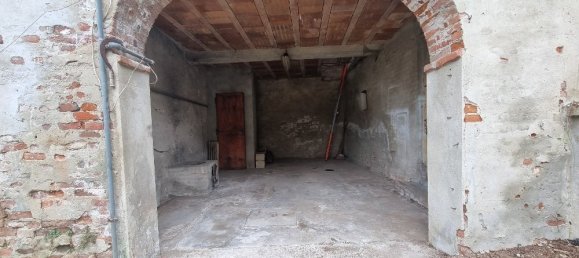 4 Schlafzimmer Villa in Incisa Scapaccino, Italy, Nr. 309841 23