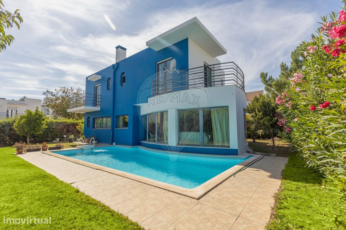 3 bedrooms House in Palmela, Portugal No. 175070