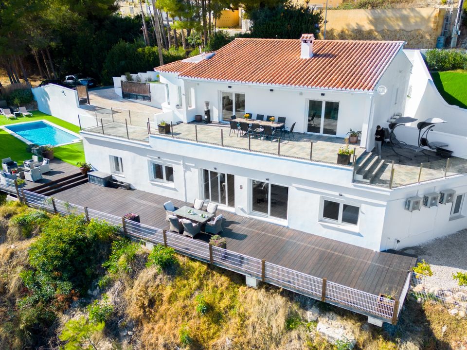 4 bedrooms Villa in Calpe, Spain No. 189225