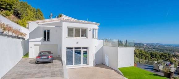 4 bedrooms Villa in Calpe, Spain No. 189225 9