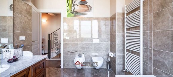 4 rooms Villa in Modena, Italy No. 176892 7