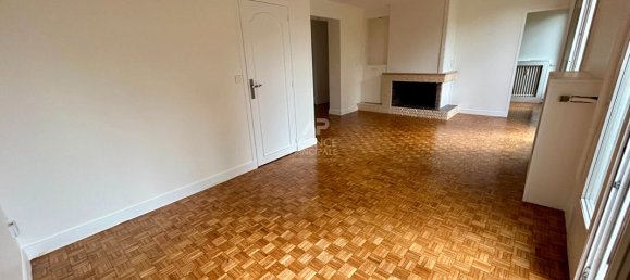 2 غرف نوم شقة في Poissy, France رقم 165064 3