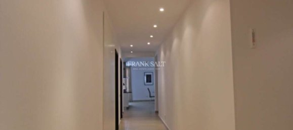 3 bedrooms Apartment in Sliema, Malta No. 11064 22