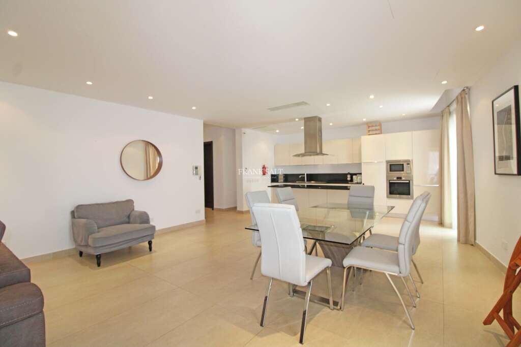 3 bedrooms Apartment in Sliema, Malta No. 11064