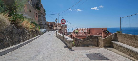 Квартира с 3 комнатами в Скалетта Дзанклеа, Италия № 262303 31