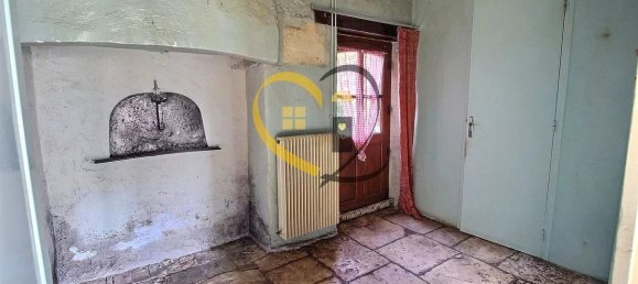 1 bedroom House in Saint-Denis-de-Palin, France No. 159713 6